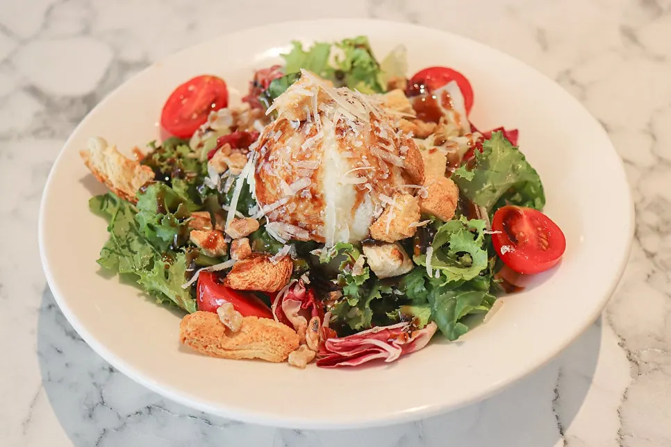 Chop steak and ricotta cheese salad served together