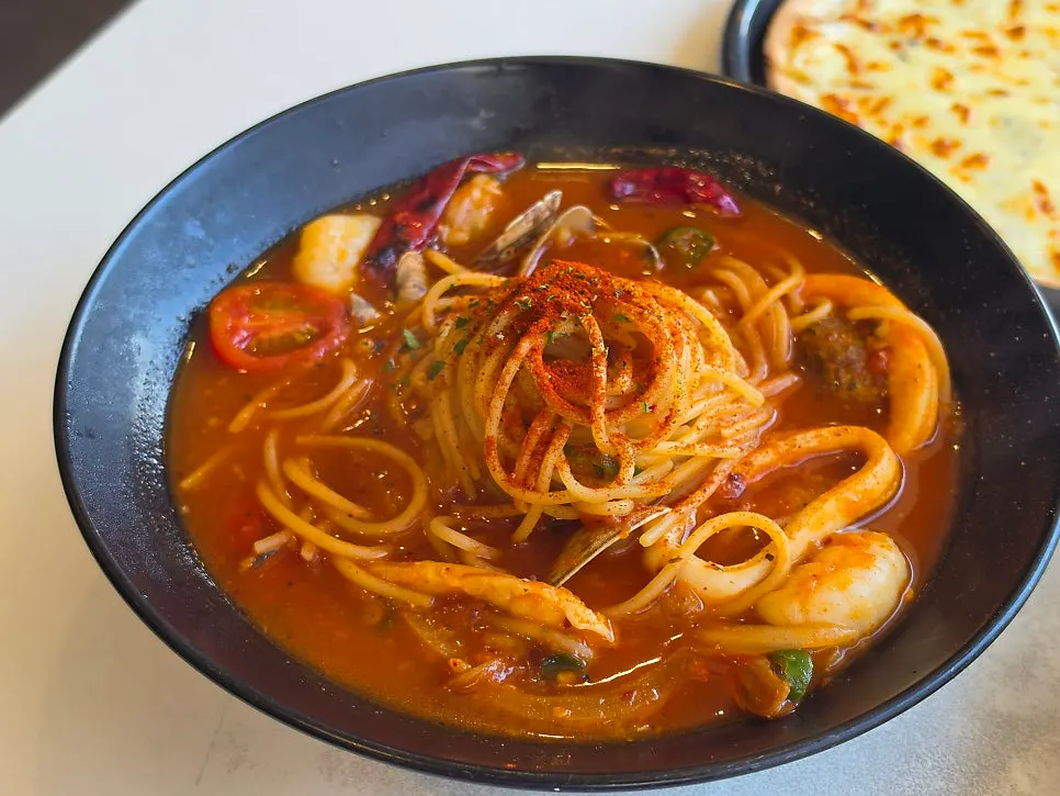 A plate of Rolling Pasta's pache pasta