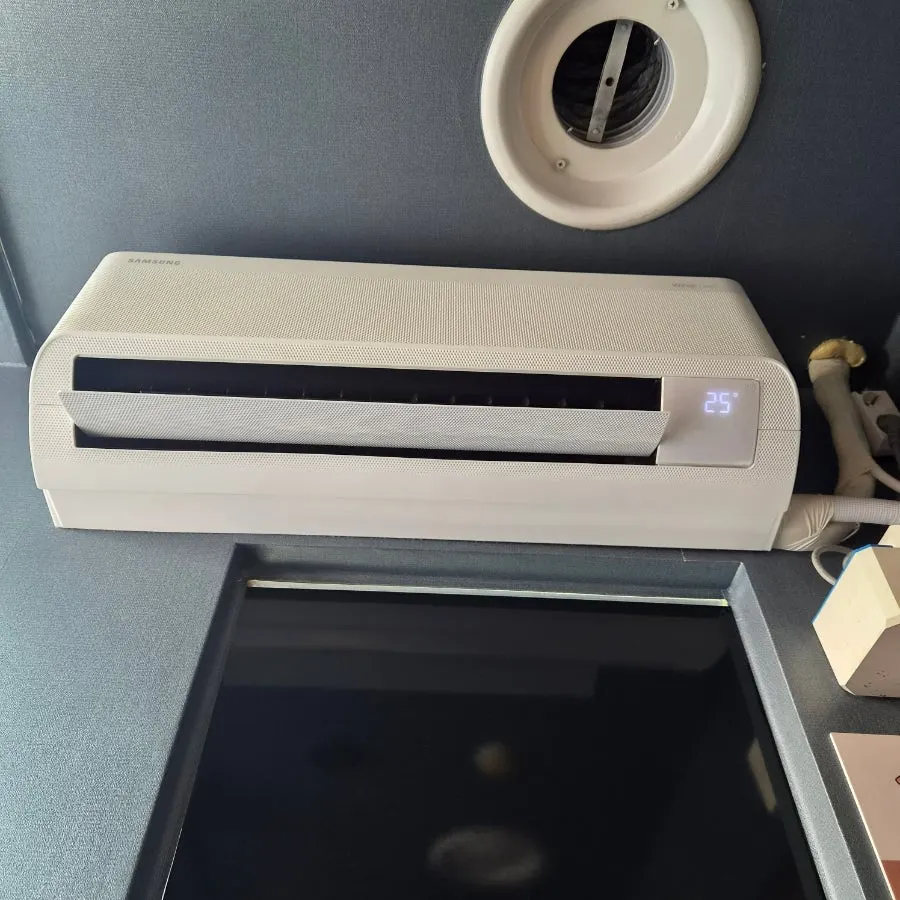 A Manseokjip room with its own dedicated air conditioner