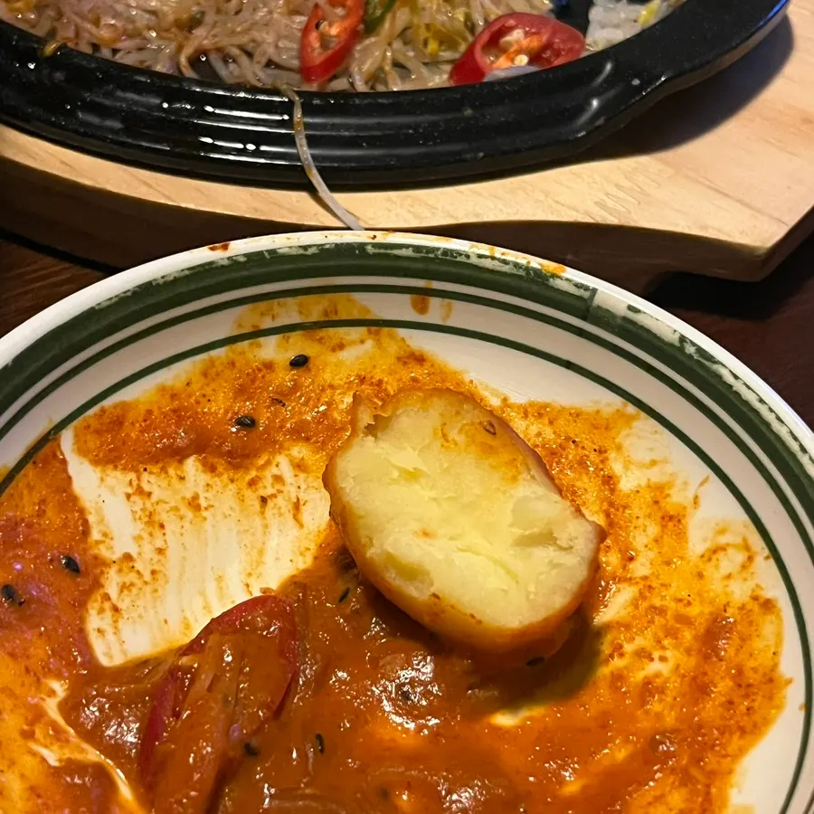 Glass noodles and perilla leaf in the gopdoritang