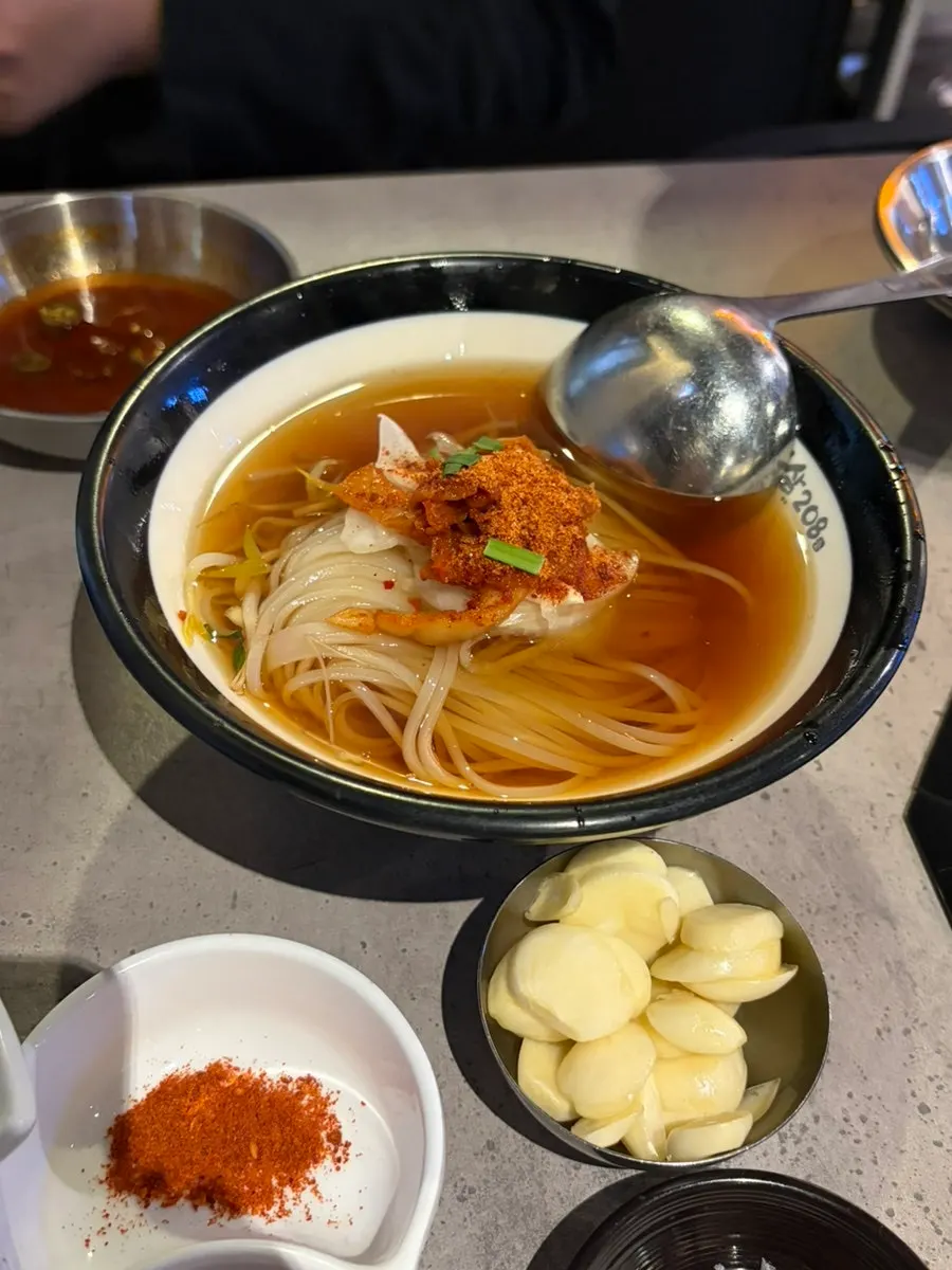 쏘삼208 수원역점 기본 반찬