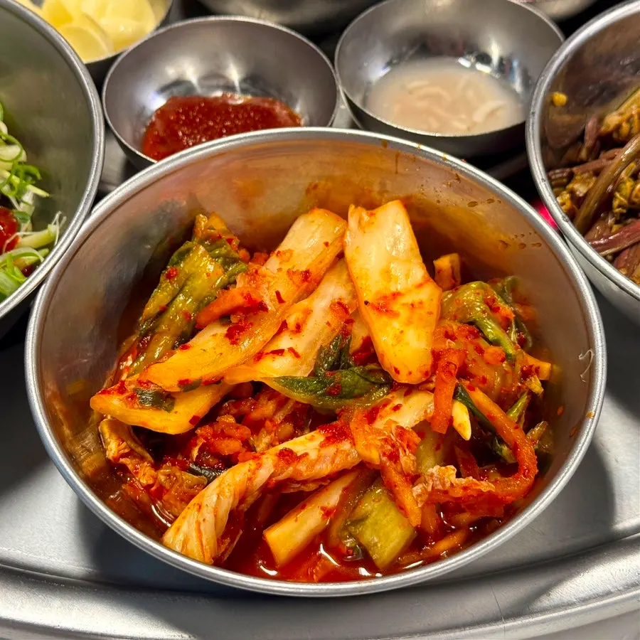 Crunchy seasoned bean sprout side dish