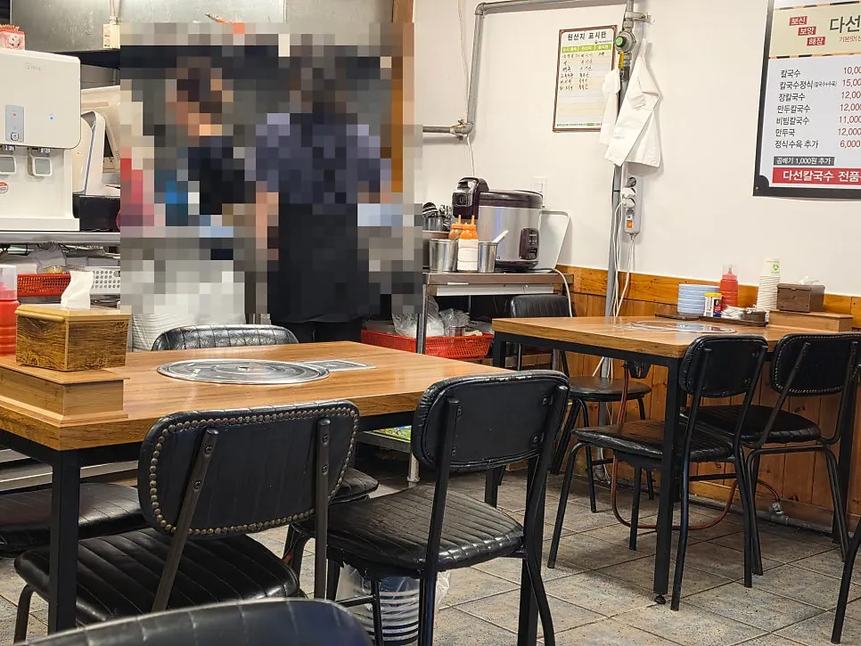 大善刀切面温馨韩餐厅氛围的店内
