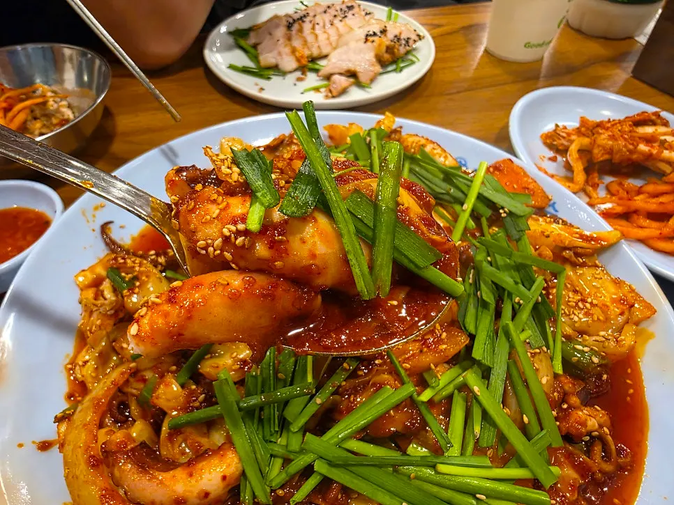 有醇厚焦香和鲜味的火炒章鱼