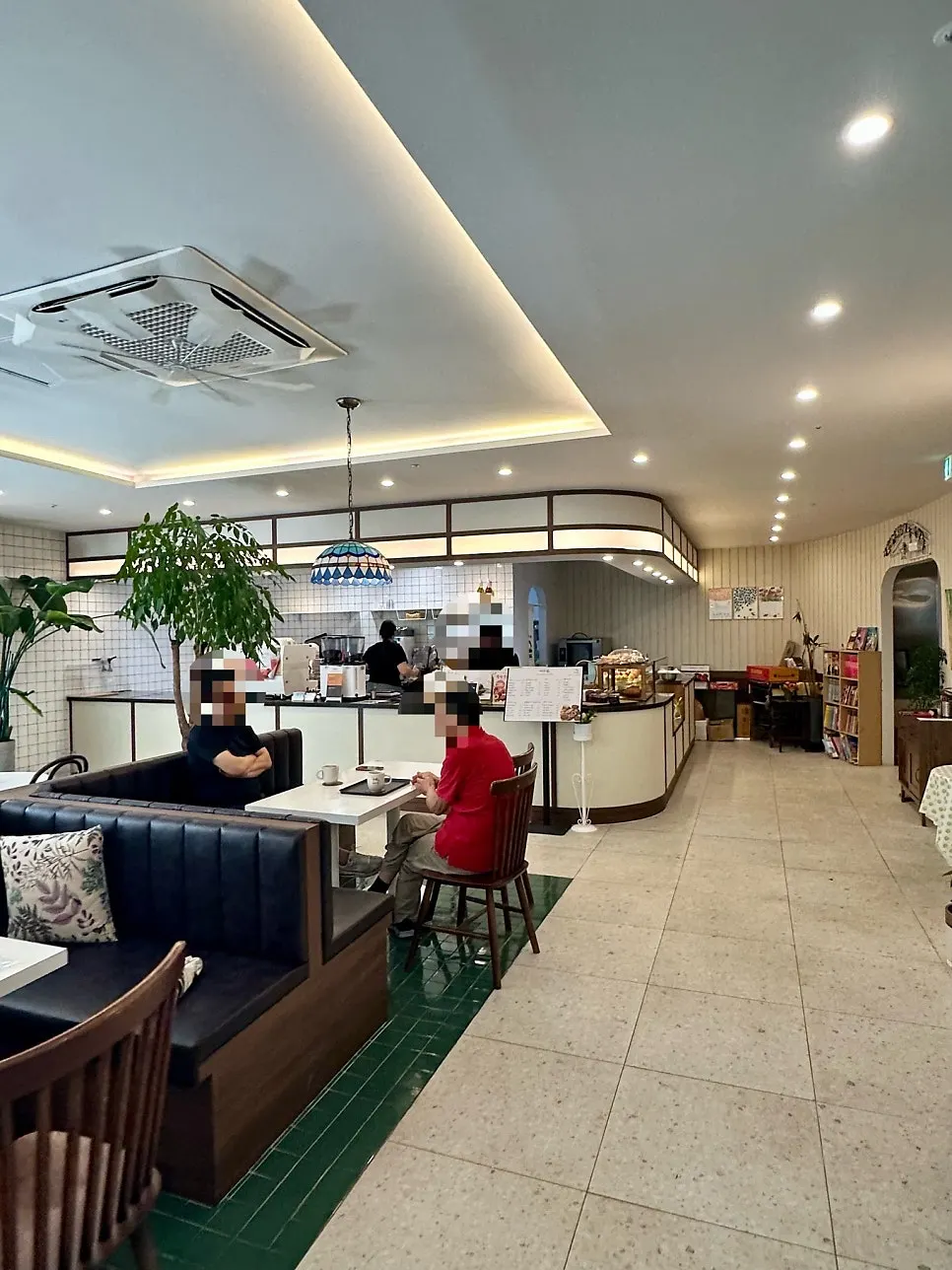Spacious, cozy café interior