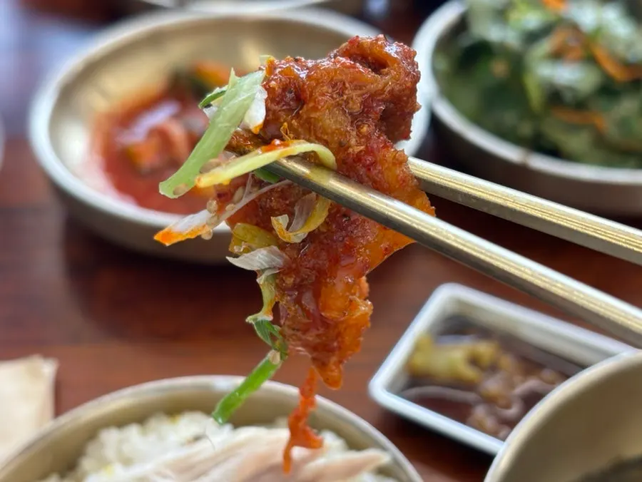 Basic serving of spicy stir-fried pork