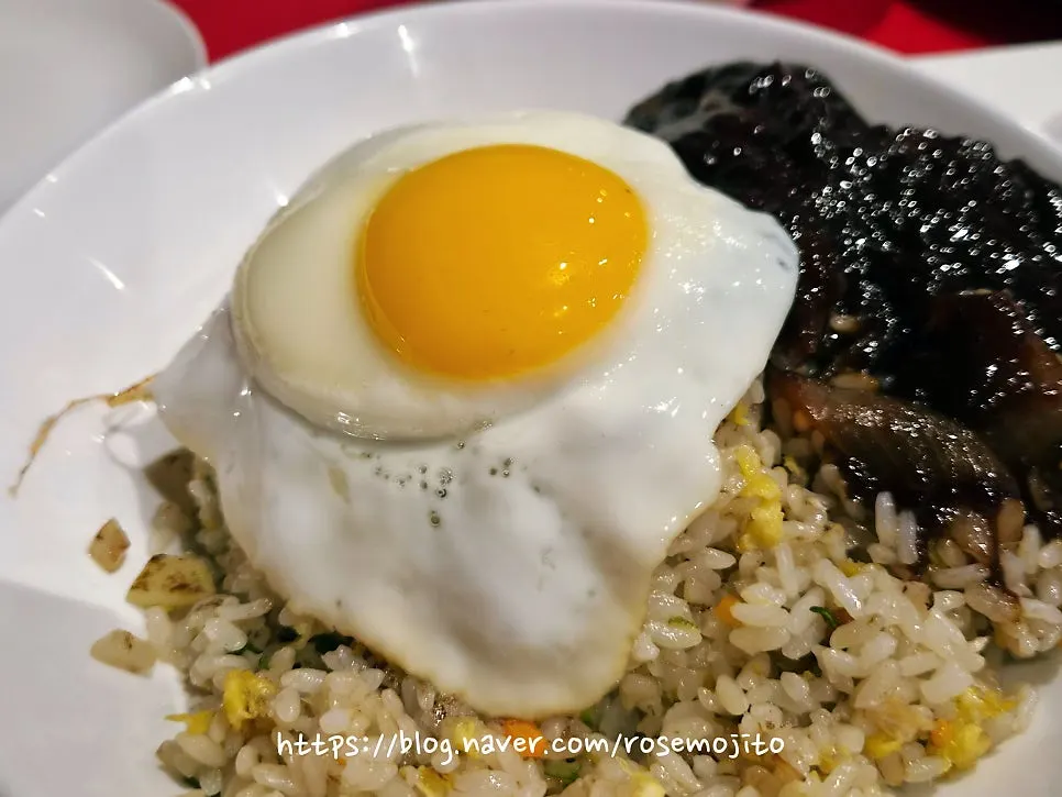 A bowl of double-portion fried rice at Mirim Yangjang