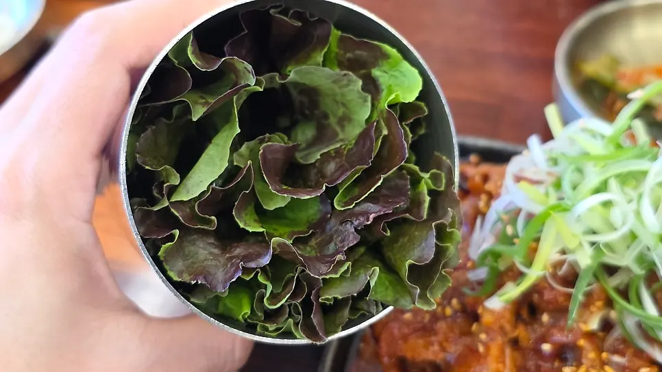 식사를 마친 생선구이 상차림
