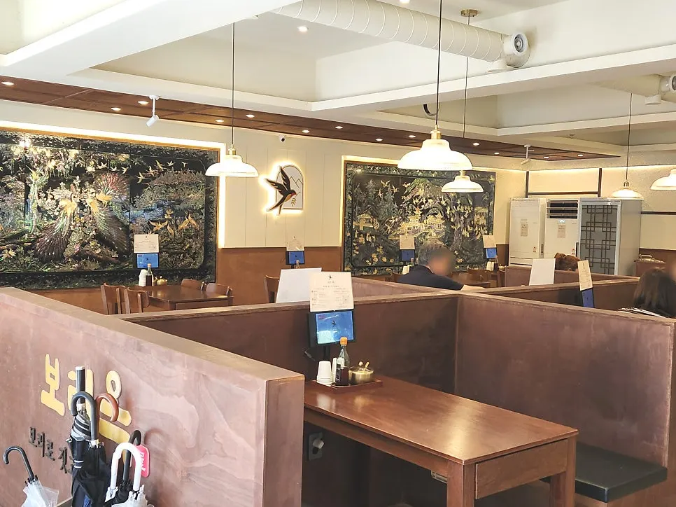 Clean interior design at Boriook Main Branch