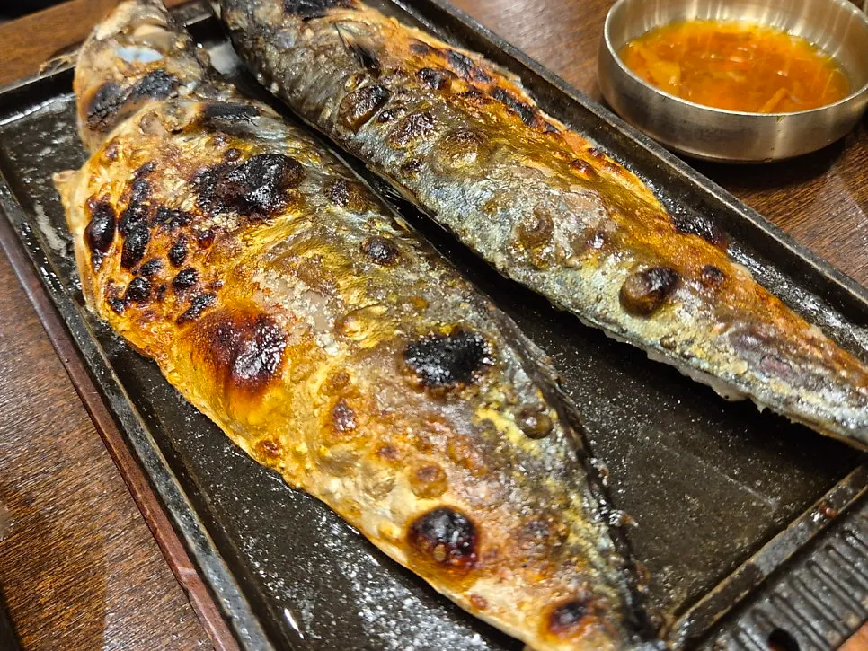 보리옥 고등어구이와 반찬 한 상