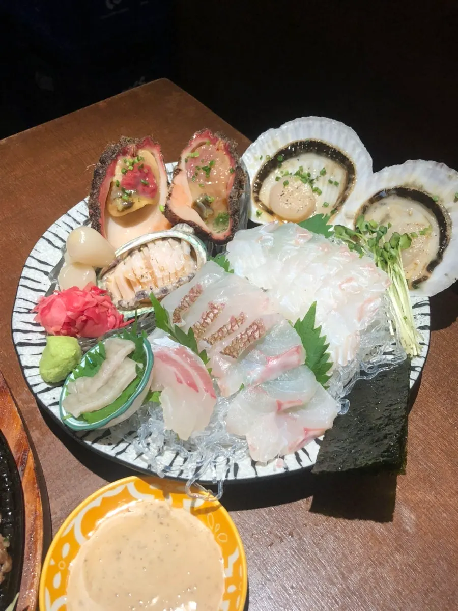 Seafood spread at Susan Jang Suwon Yeongtong Branch