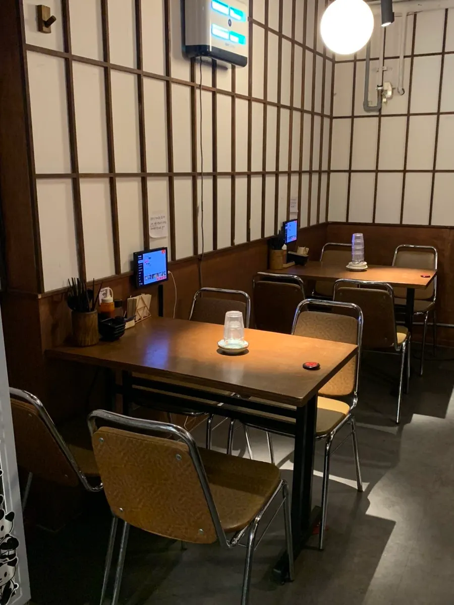 Cozy interior of Susan Jang Suwon Yeongtong Branch