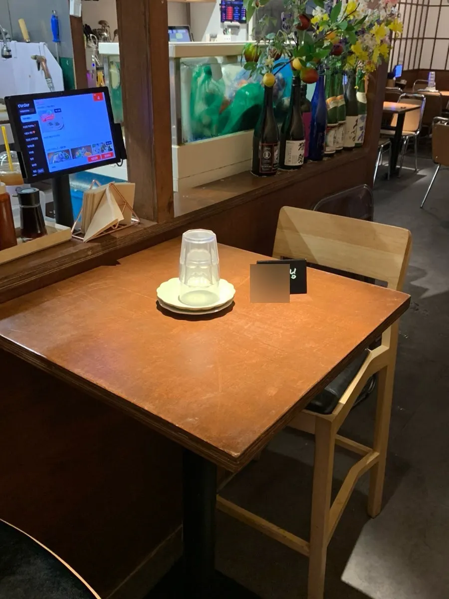 Overall view of the dining hall at Susan Jang Suwon Yeongtong Branch