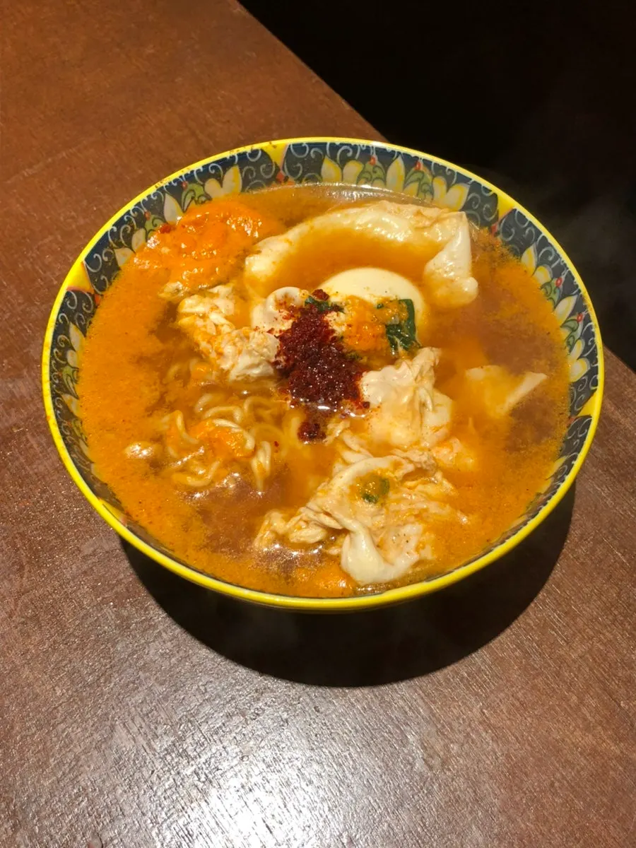 Gyeduman noodles with two eggs