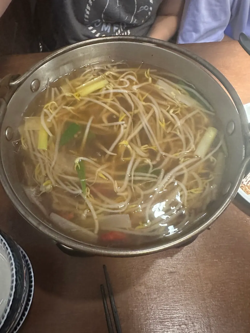 Yeonpotang pot filled with bean sprouts, vegetables and mushrooms
