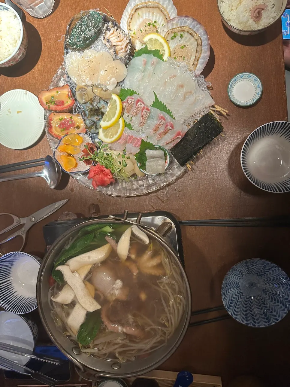 Bowl of yeonpotang with cooked octopus and bean sprouts served up