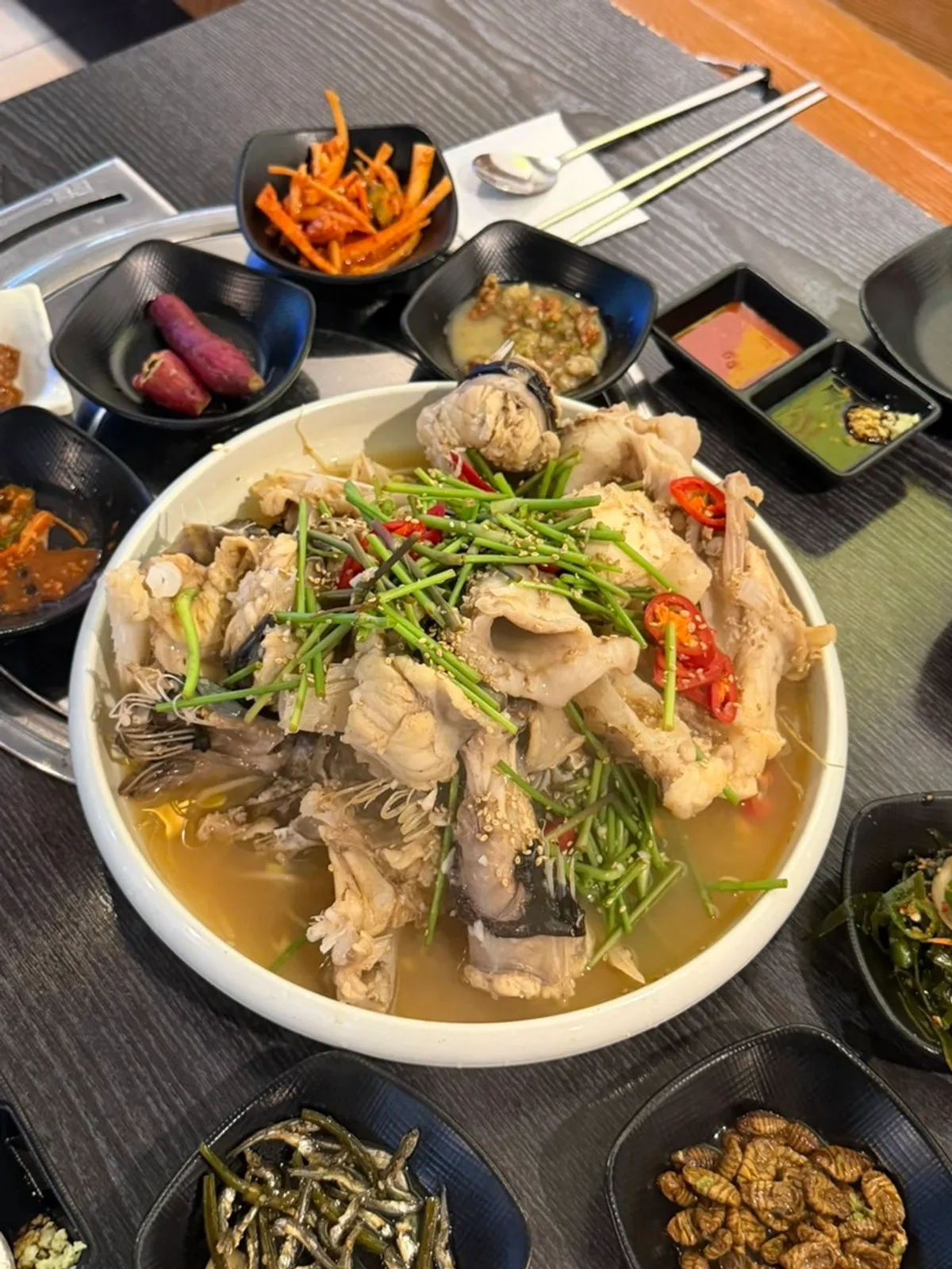 A plate of agu suyuk (small) at Sintongyeong Agu Suyuk.Tang