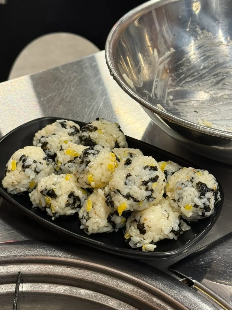 DIY rice-ball ingredients in the set