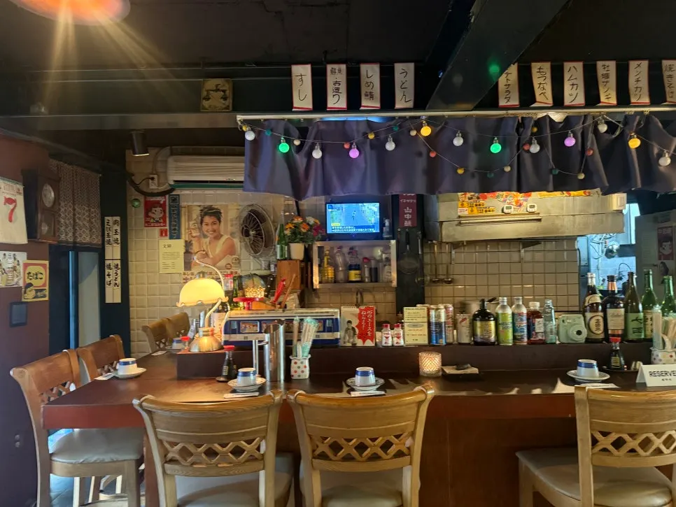 Japanese bar atmosphere at Bunko Suyu