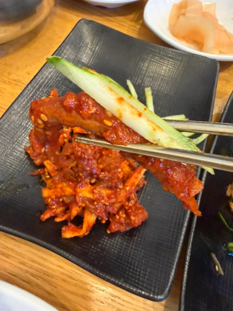 Tangy-sweet hoe-muchim served as a side dish