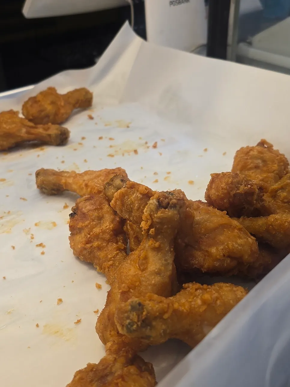 김씨치킨 주문 카운터 주변 모습