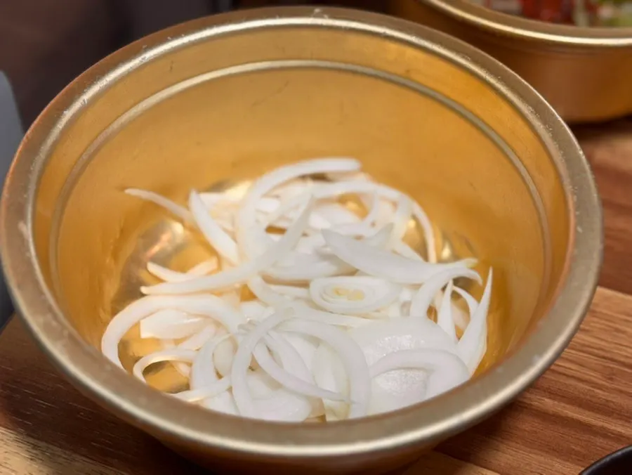 먹기 좋게 잘린 목살