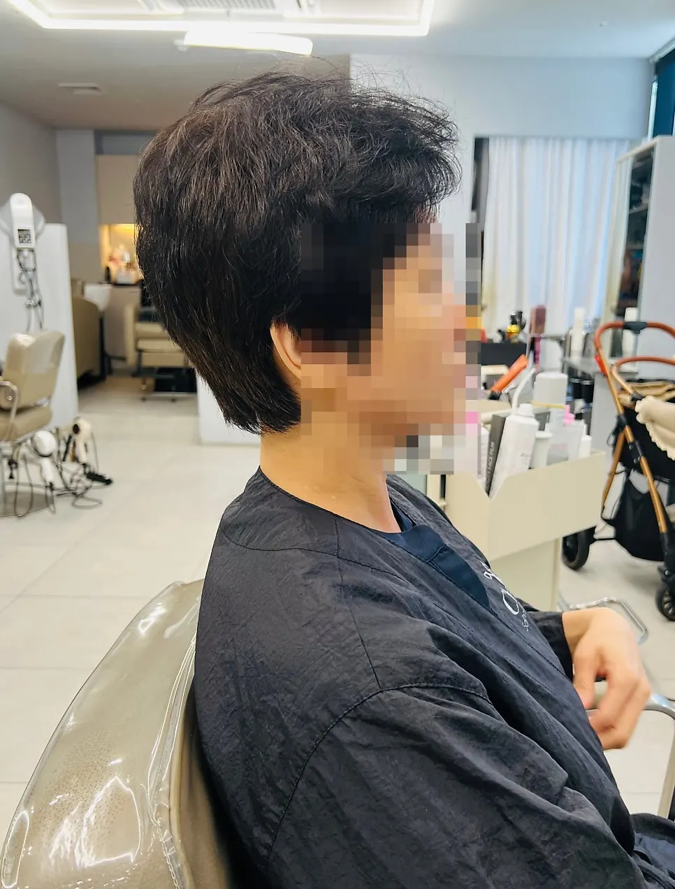 정수리 볼륨이 가라앉은 펌 전 뒷모습