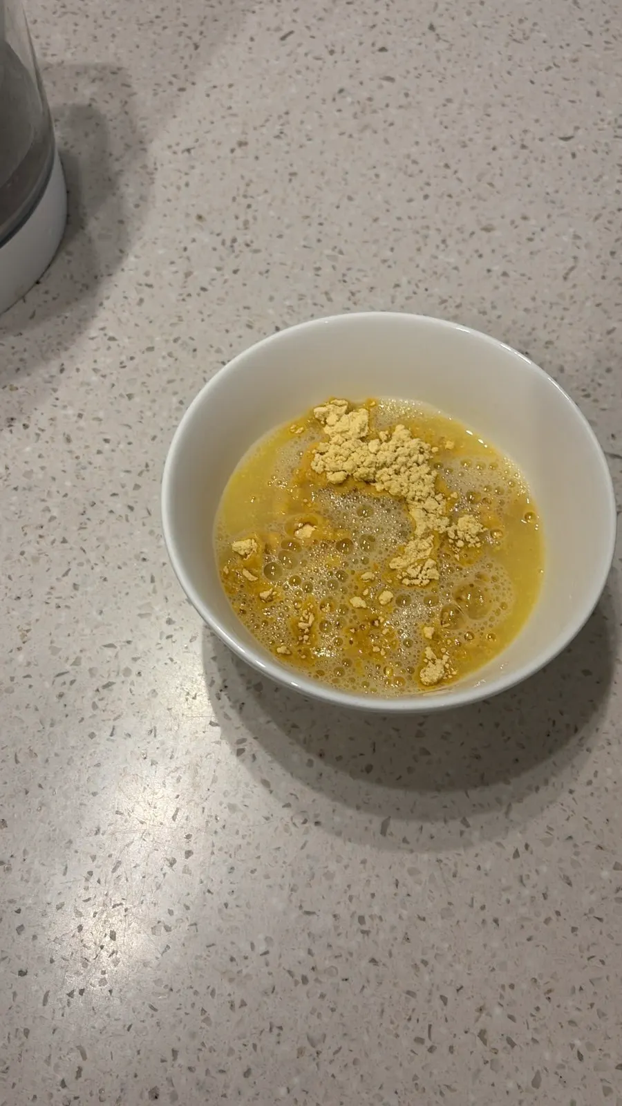 Making powdered soup with warm water