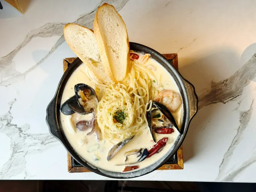 Cheongyang cream risotto served with grapefruit juice
