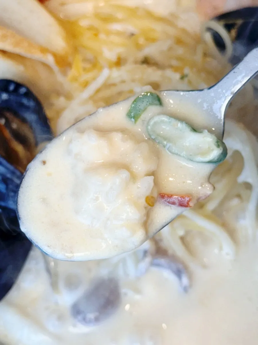 Close-up of risotto with white cream sauce