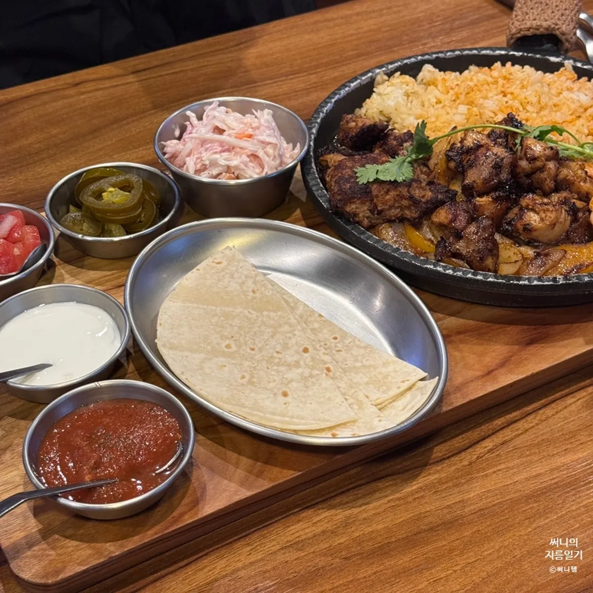 치킨 파히타 플래터 한 상
