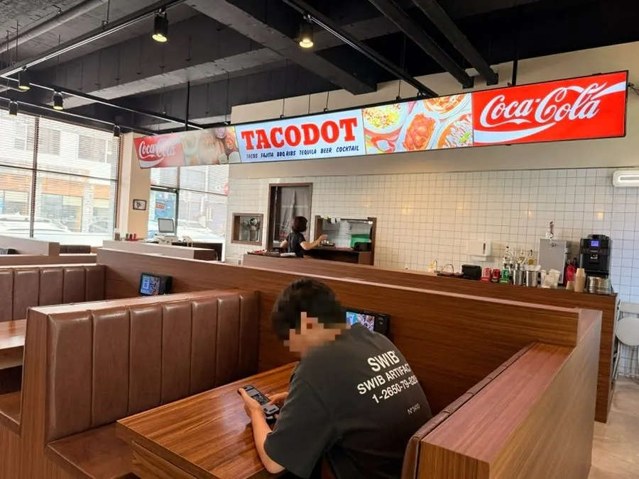 Seating and interior of Taco Dot Cheongna Branch