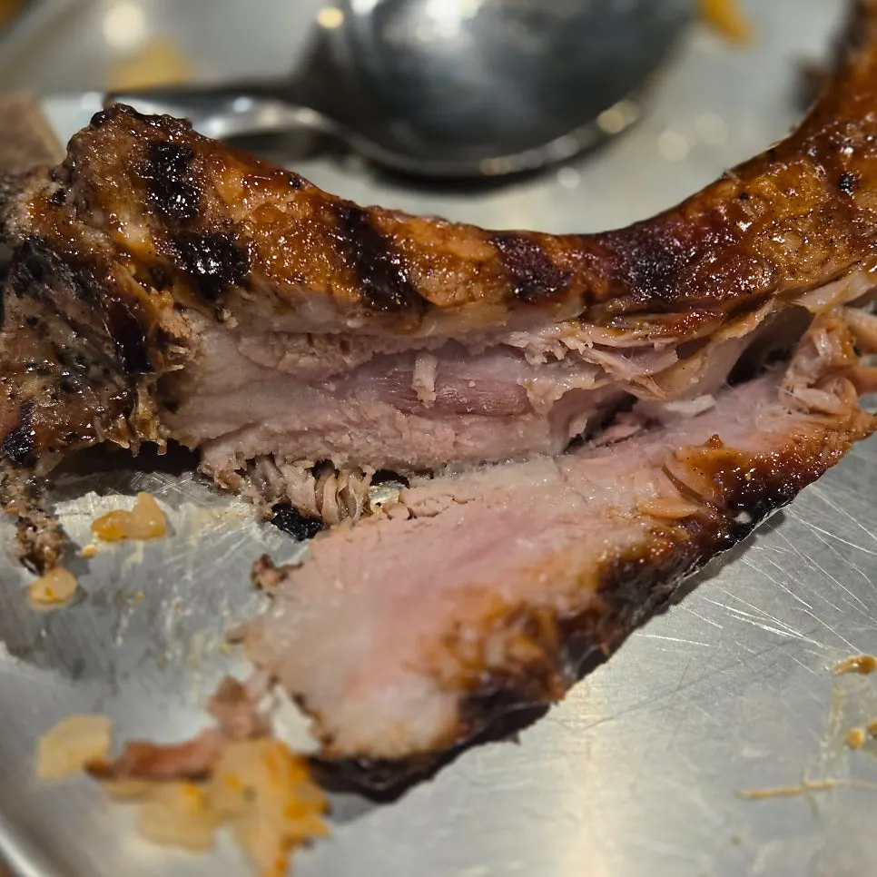 칼로 자른 폭립의 단면