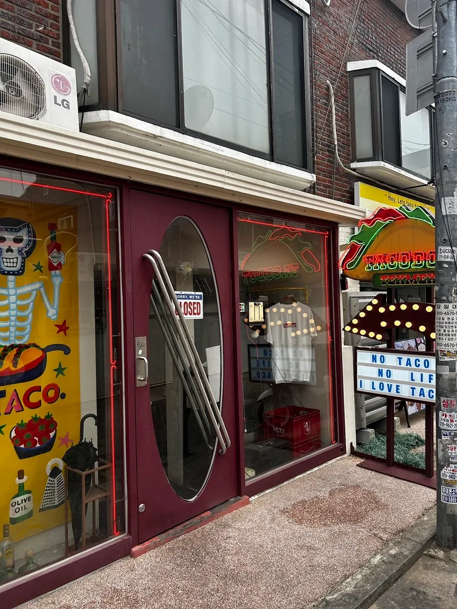 Taco Dot exterior in front of Mangwon Market