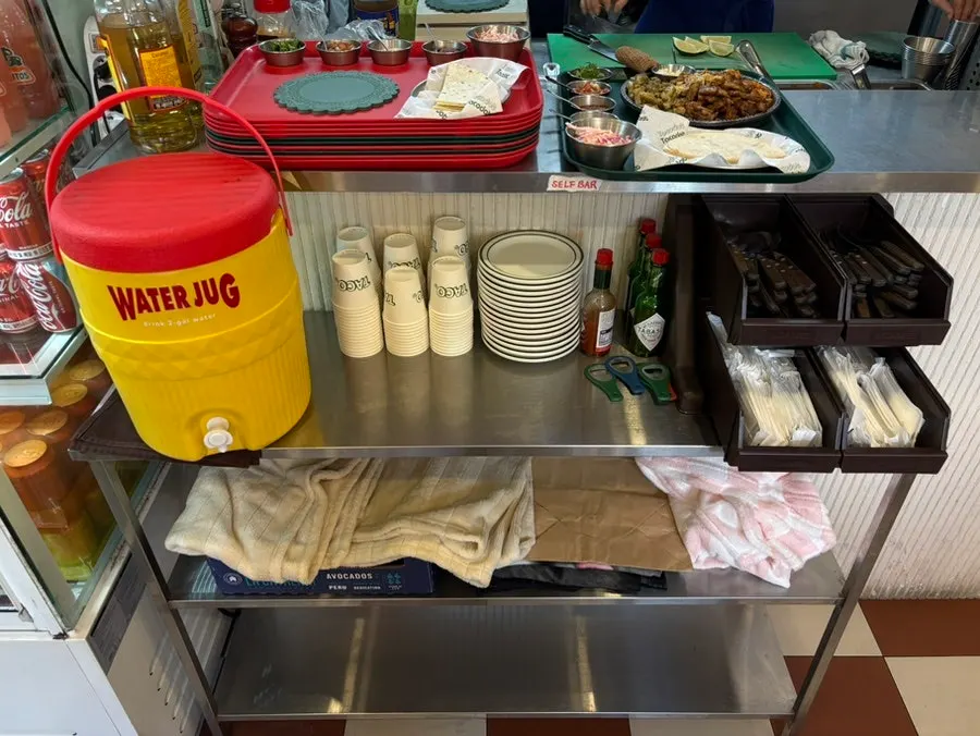 店內設置的Taco Dot洗手間通道