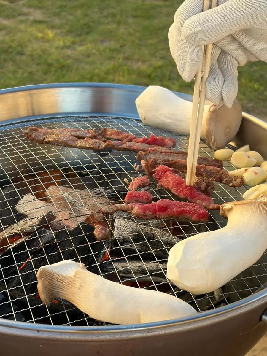 일몰 무렵 바베큐장에서 본 하늘