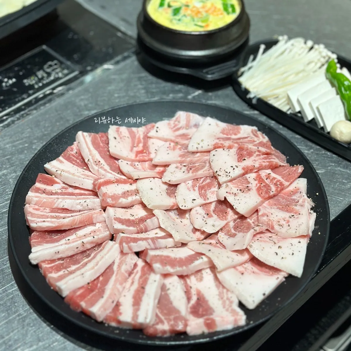 태돈 검단사거리점 한돈 고기 상차림 대표 사진
