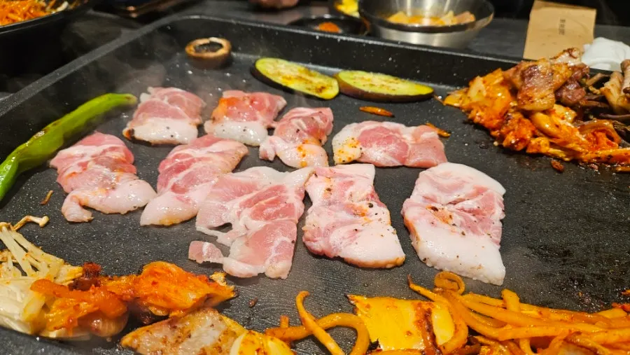 하이볼 이벤트로 주문한 하이볼 두 잔