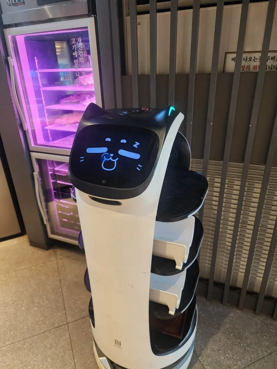Espresso machine and tea vending machine set up in the store