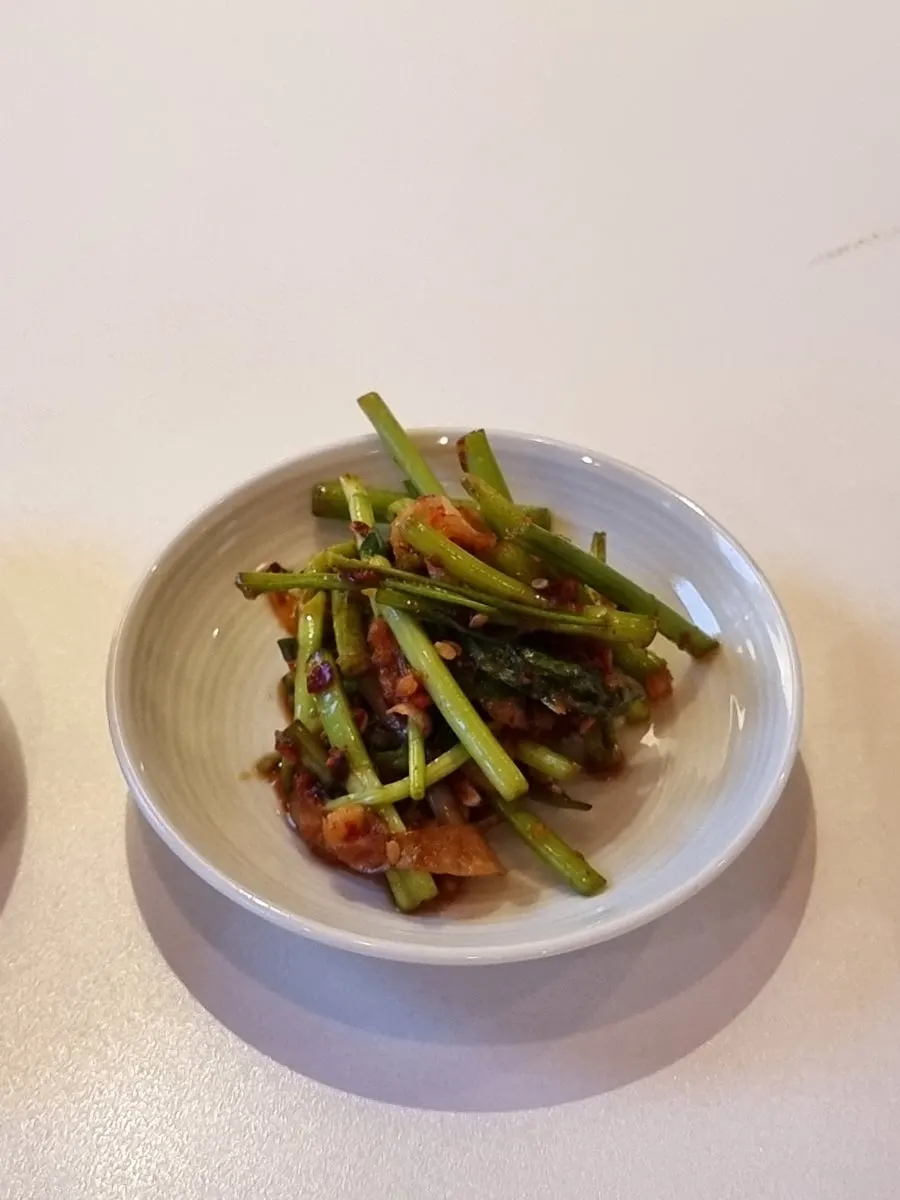 Seasoned namul vegetable side dish at Taegyeongok