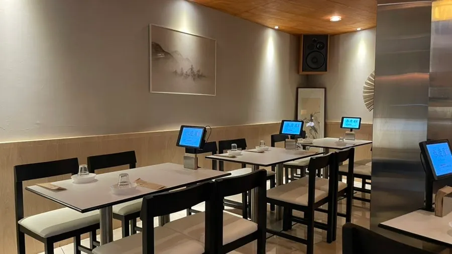 Taegyeongok's clean-styled dining hall seating