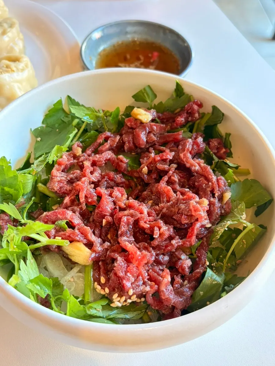 Close-up of the yukhoe bibimbap before mixing
