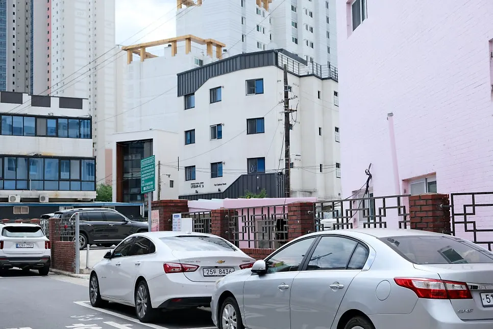 View of Taegyeongok from outside the restaurant