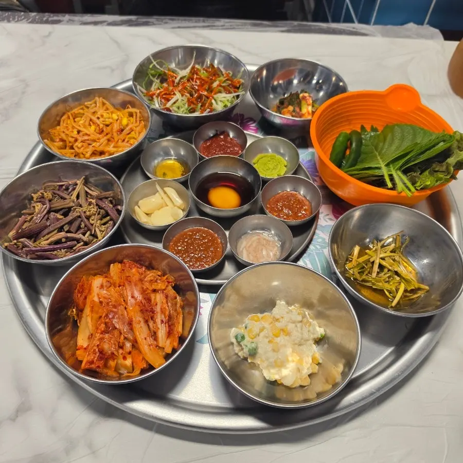Table with cheese egg custard and Taejang fried rice also ordered