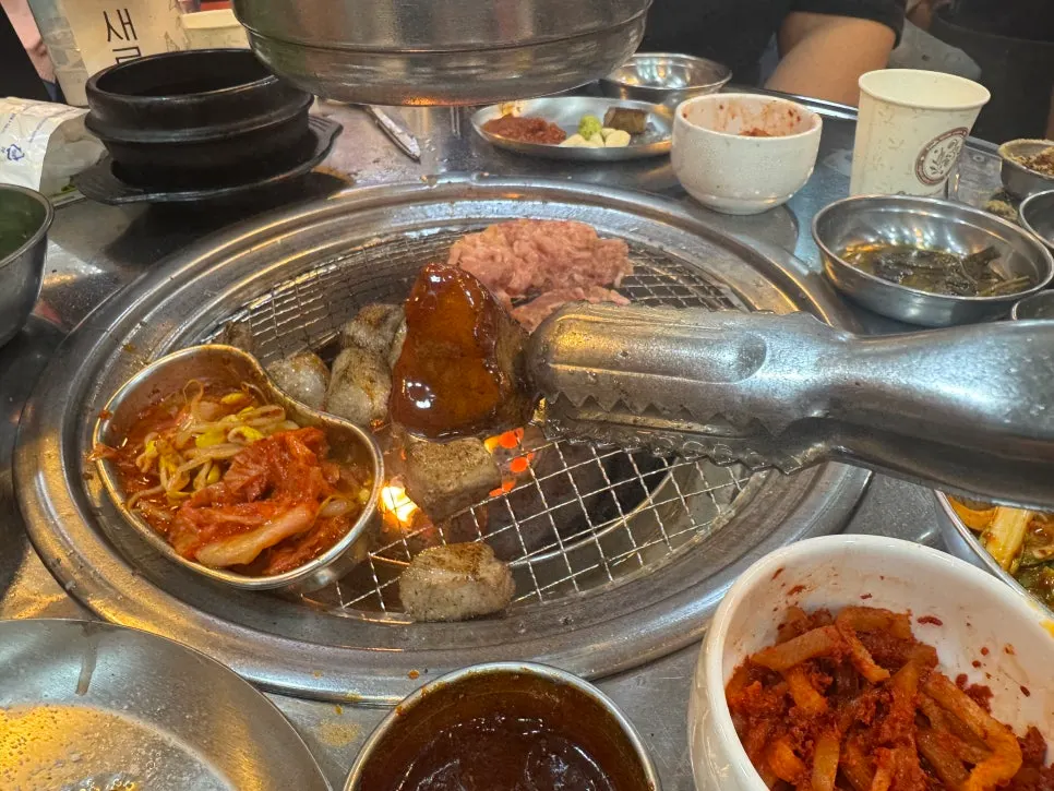 불닭소스와 콩가루, 참기름 찍먹 조합