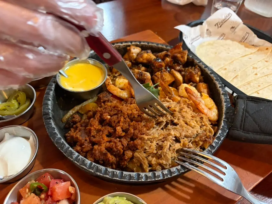 Plate of freely refilled tortillas
