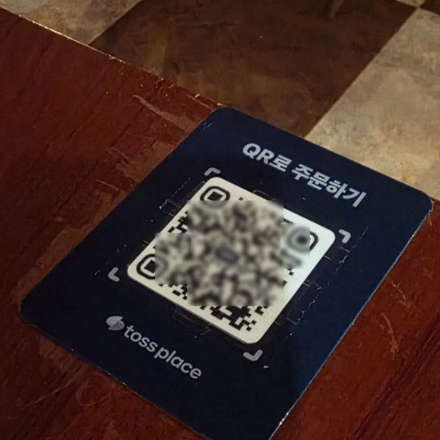 QR code ordering sign on the table