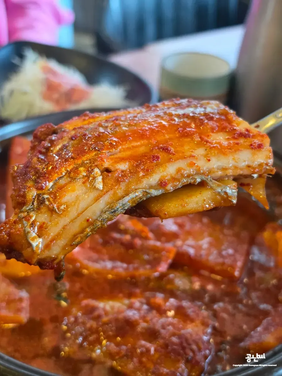 도톰한 갈치 토막이 들어간 탐라한상 갈치조림