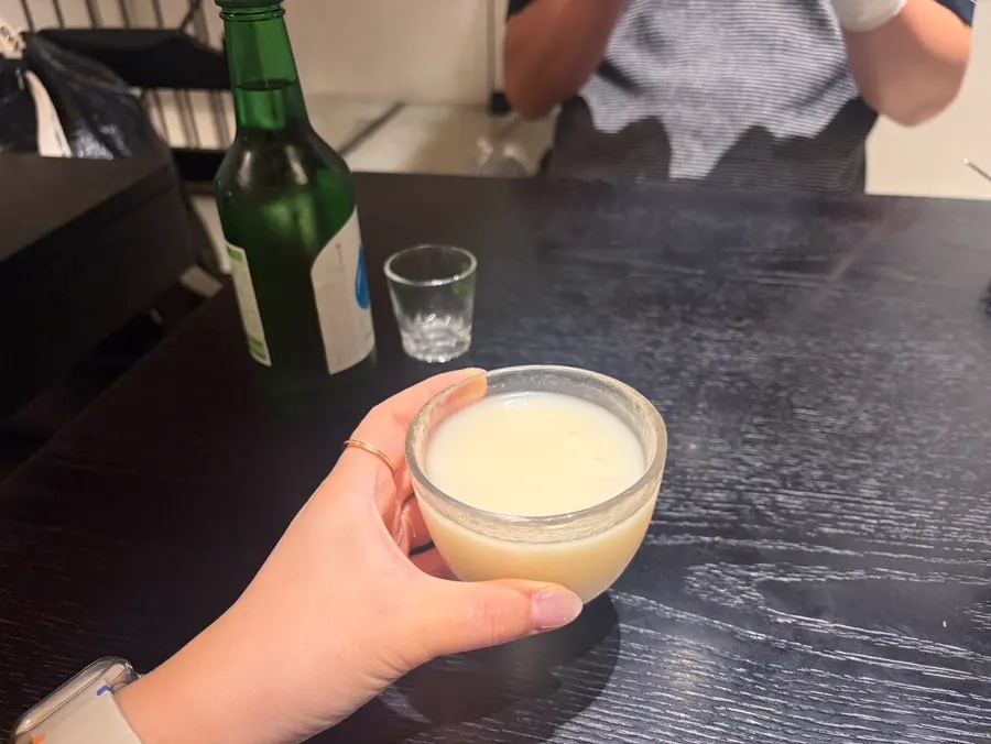 Jan-makgeolli and soju at Tanbaek