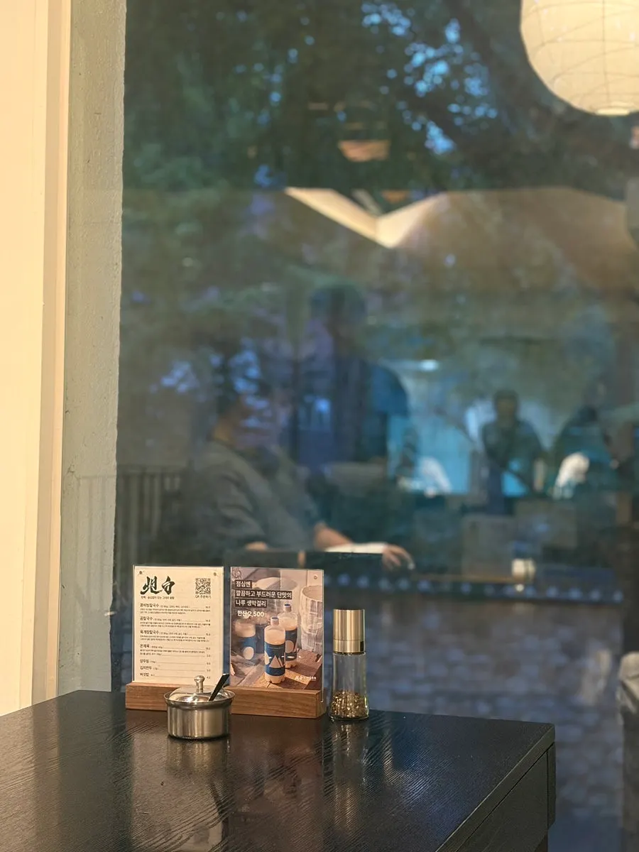 Table scene with drink glasses at Tanbaek